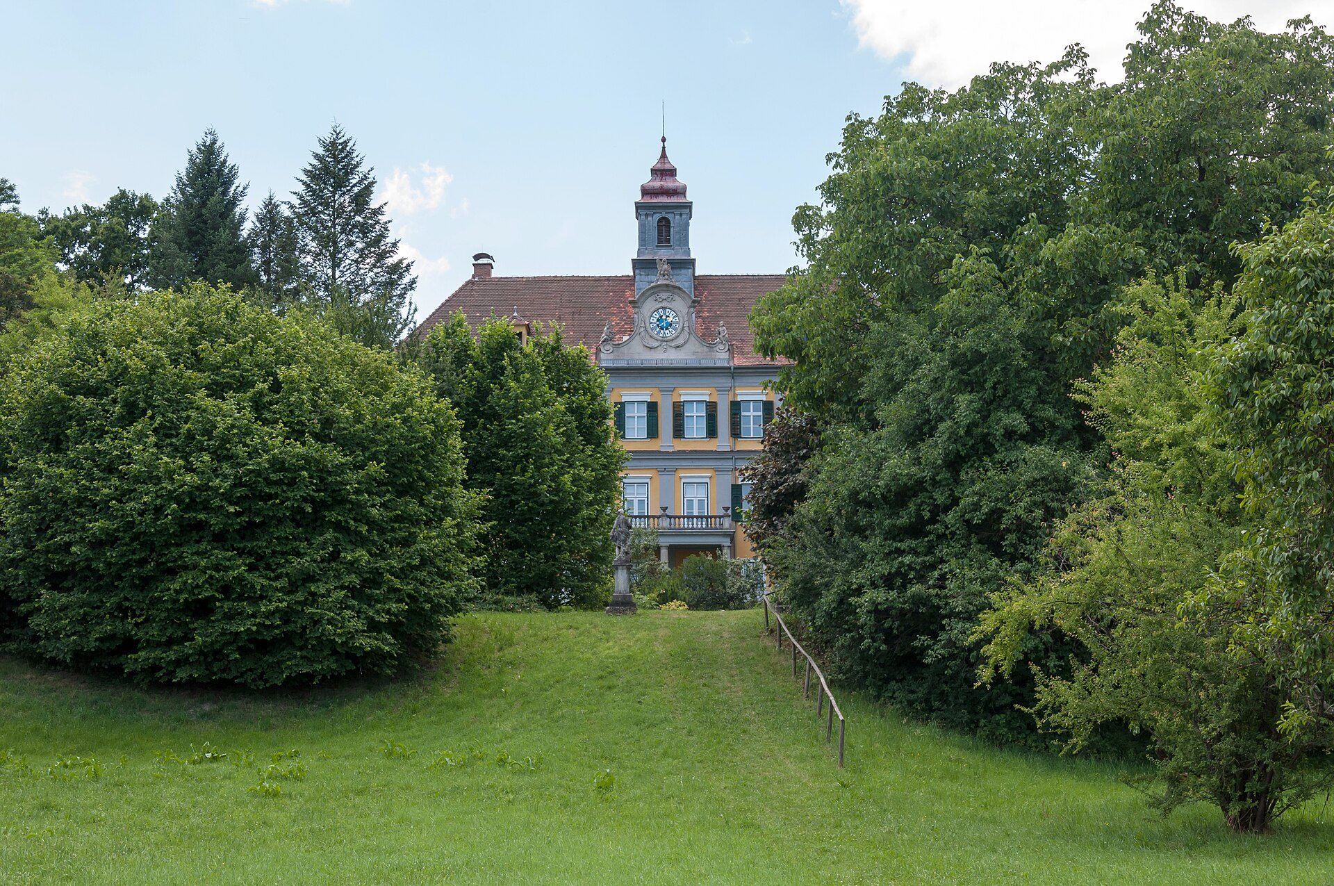 Kaiser-Blick 2 - außergewöhnlich Wohnen am Laubweg